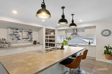 Property photo of 17 Skyline Drive Withcott QLD 4352