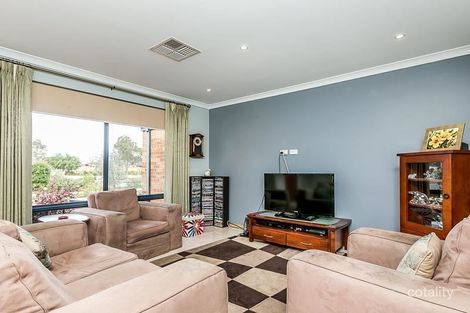 Property photo of 39 Shiralee Bend Carramar WA 6031