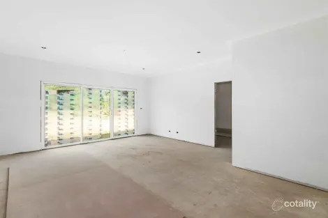 Property photo of 17 London Place Hill Top NSW 2575