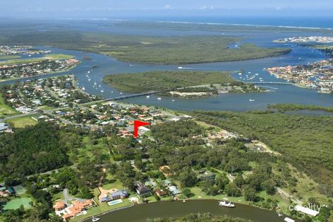 105 Crescent Ave, Hope Island, QLD 4212