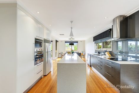 Property photo of 7 Eric Avenue Templestowe Lower VIC 3107
