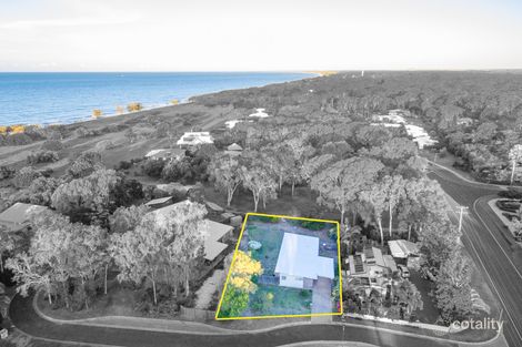 Property photo of 9 Ocean Court Moore Park Beach QLD 4670