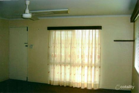 Property photo of 2 Kurrajong Street Flinders View QLD 4305