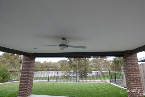 Property photo of 10 Evans Way Horsham VIC 3400