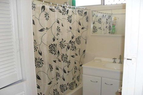 Property photo of 19 Bultarra Crescent Kirwan QLD 4817