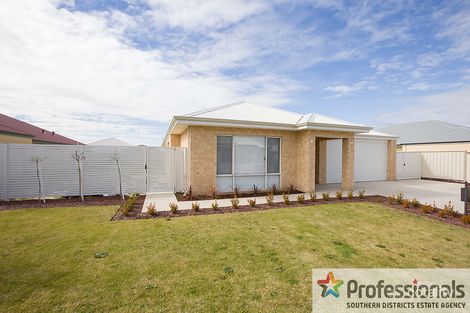 Property photo of 6 Jasper Road Australind WA 6233
