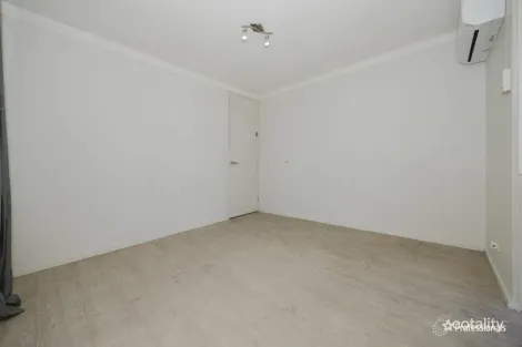 Property photo of 8A Winship Avenue Wanneroo WA 6065