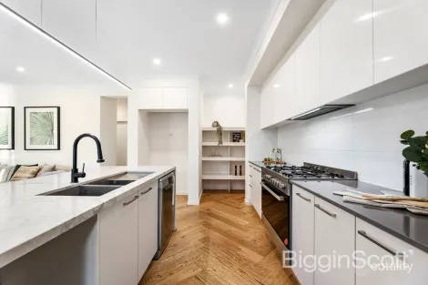 Property photo of 2 Stallion Avenue Doncaster VIC 3108