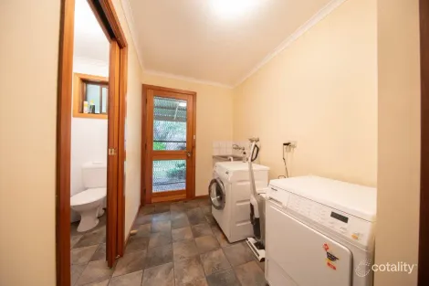 Property photo of 43 Bower Crescent Koondrook VIC 3580