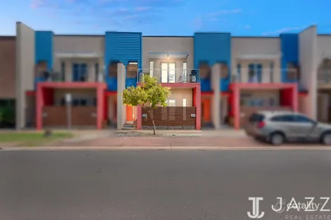 Property photo of 1/5 Tom Roberts Parade Point Cook VIC 3030
