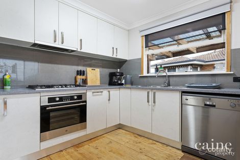 Property photo of 5 Eustace Street Wendouree VIC 3355