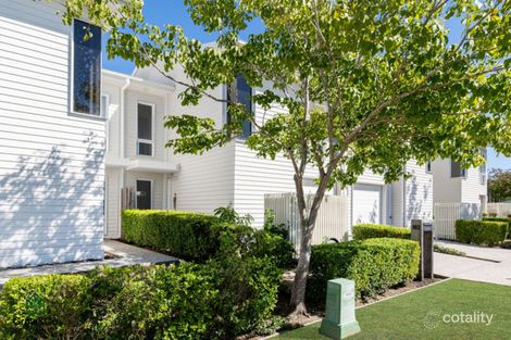 Property photo of 102 Hill Drive Pimpama QLD 4209