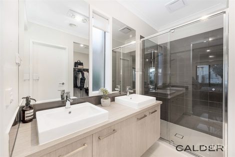Property photo of 14 Lunar Way Fraser Rise VIC 3336