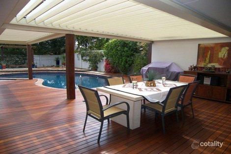 3 Inveray Ave, Benowa, QLD 4217