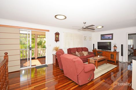 Property photo of 1 Shoreline Court Urangan QLD 4655