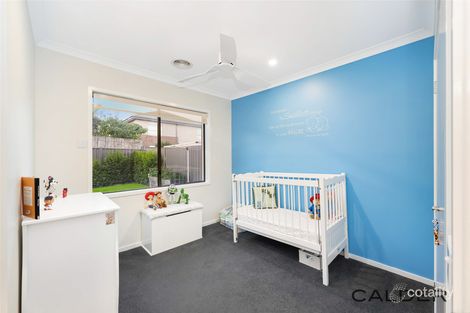 Property photo of 14 Lunar Way Fraser Rise VIC 3336