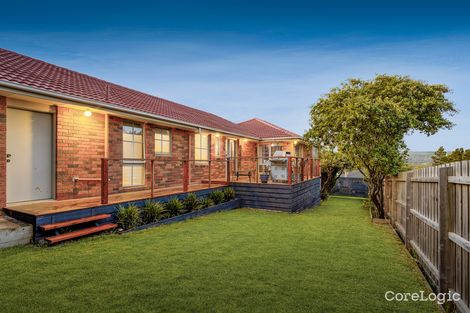 Property photo of 3 Chalcot Drive Endeavour Hills VIC 3802