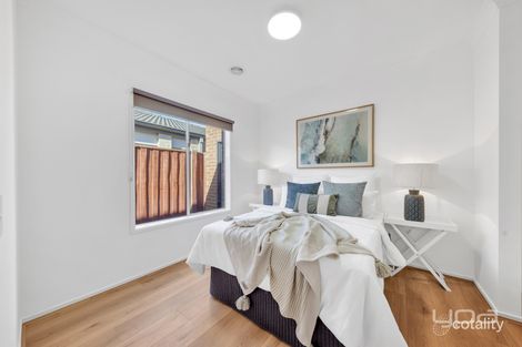 Property photo of 20 Whitecaps Avenue Point Cook VIC 3030