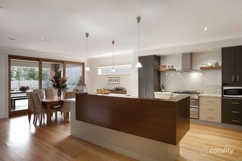 Property photo of 16 Hillside Parade Glen Iris VIC 3146