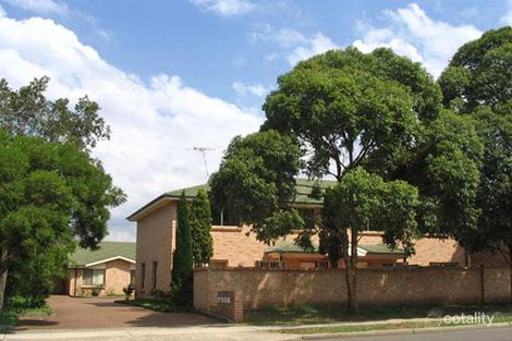 2/132 Prairie Vale Rd, Bossley Park, NSW 2176