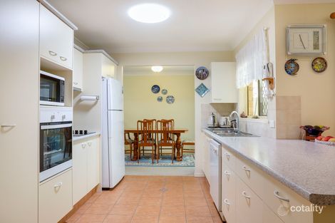 Property photo of 8 Hibertia Avenue Elanora QLD 4221
