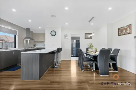 Property photo of 10 Toyon Road Kalkallo VIC 3064