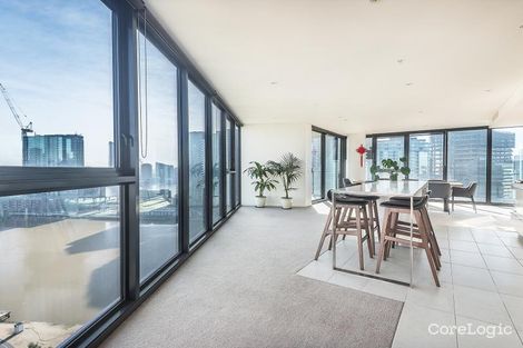 Property photo of 1705/1 Point Park Crescent Docklands VIC 3008