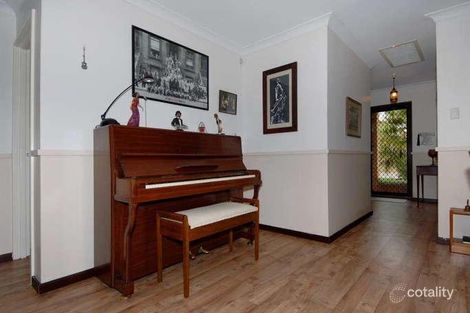 Property photo of 2 Frome Way Cooloongup WA 6168