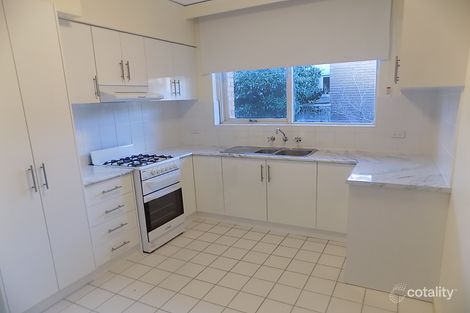 Property photo of 4/31 Narong Road Caulfield North VIC 3161