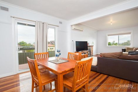Property photo of 22 First Avenue Rutherford NSW 2320