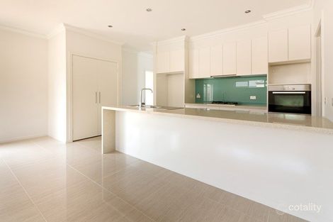 Property photo of 2/147 Mount Eliza Way Mount Eliza VIC 3930