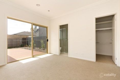 Property photo of 2/147 Mount Eliza Way Mount Eliza VIC 3930