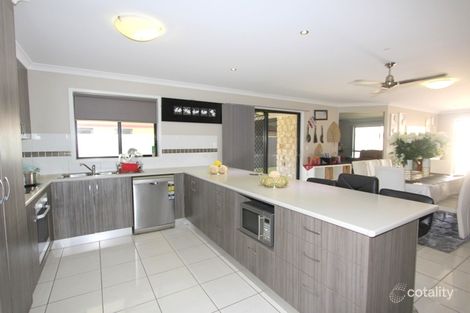Property photo of 8 Highland Court Emerald QLD 4720