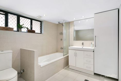 Property photo of 1/19 Fifteenth Avenue Palm Beach QLD 4221
