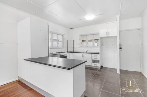 Property photo of 82 Hoare Street Manunda QLD 4870