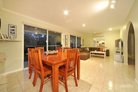 Property photo of 32 Tropic Road Cannonvale QLD 4802