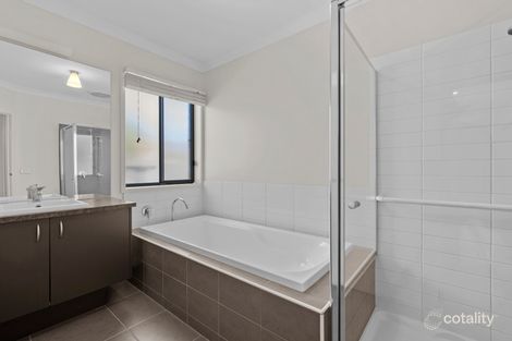 Property photo of 1 Broadbent Court Mansfield VIC 3722