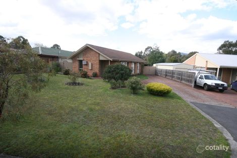 12 Woody Link, Croydon South, VIC 3136