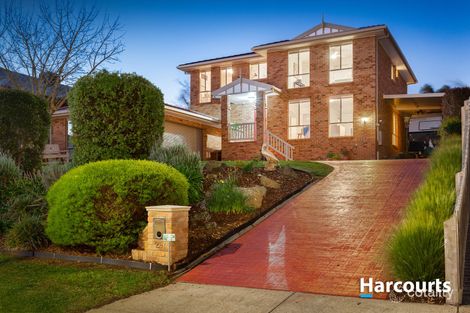 Property photo of 28 Grantham Crescent Berwick VIC 3806