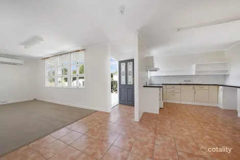 Property photo of 236 Elphinstone Street Koongal QLD 4701