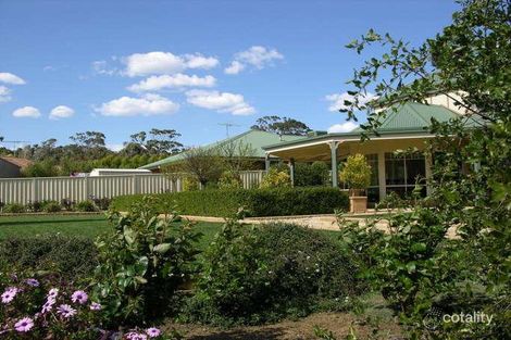 Property photo of 11 Hibiscus Court Kilmore VIC 3764