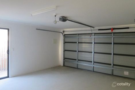 Property photo of 2/18 Warilla View Blacks Beach QLD 4740