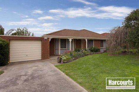 22 Leigh Dr, Pakenham, VIC 3810