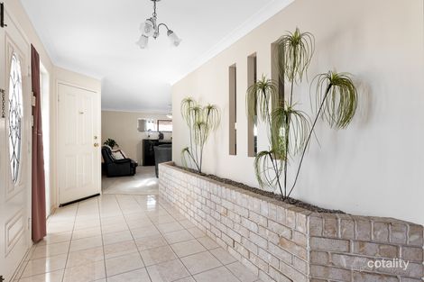 Property photo of 17 Lorenc Place Bridgeman Downs QLD 4035