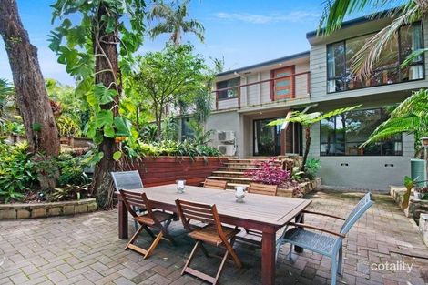 Property photo of 34 Cabbage Tree Avenue Avoca Beach NSW 2251