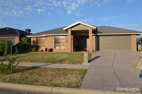 29 Lady Mary Dr, West Wyalong, NSW 2671