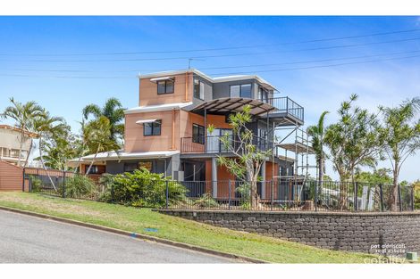 Property photo of 1 Barracuda Street Lammermoor QLD 4703