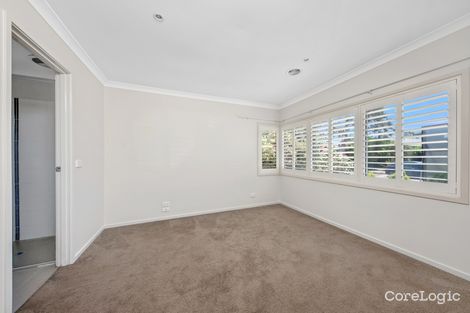 Property photo of 28 Brockwell Crescent Manor Lakes VIC 3024