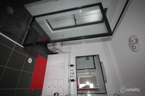Property photo of 8 Kimberley Place Macquarie Hills NSW 2285