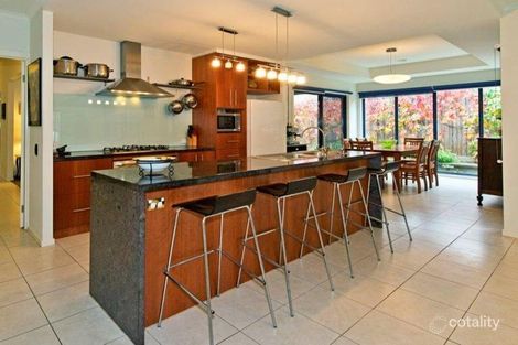 Property photo of 30 Wentworth Avenue Canterbury VIC 3126